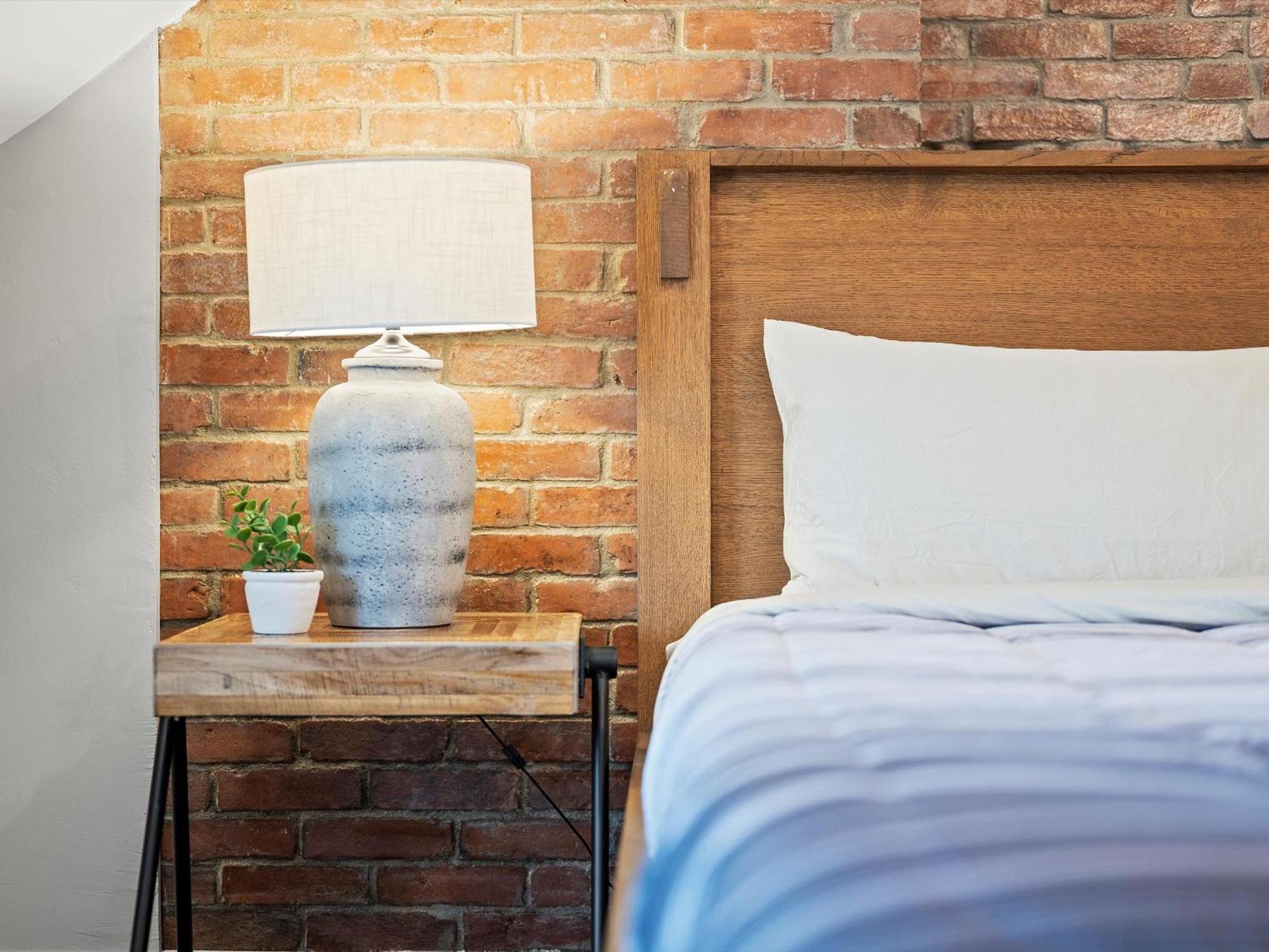Oakland, !f Unique And Stylish Private Bedroom With Private Bathroom Habitación en casa particular